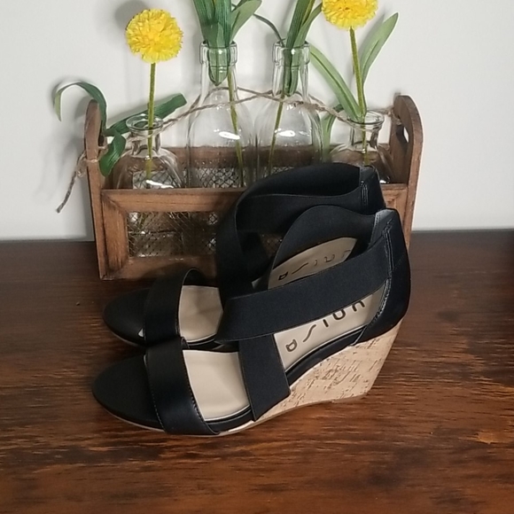 unisa black wedge sandals